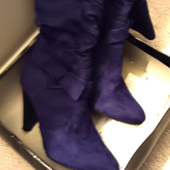 ATTENTION WOMEN'S SIZE 8 BLUE SUEDE HIGH-HEELED BOOTS - NEW - Picture 1 of 4